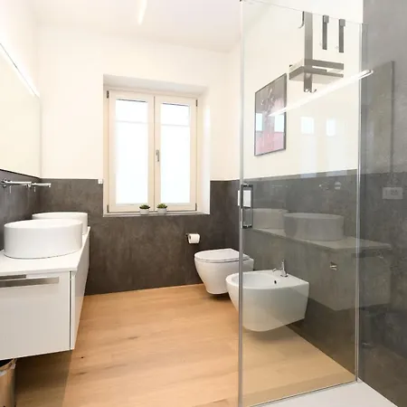 Mgh Luxury - Celeste ヴィラ デセンツァーノ・デル・ガルダ