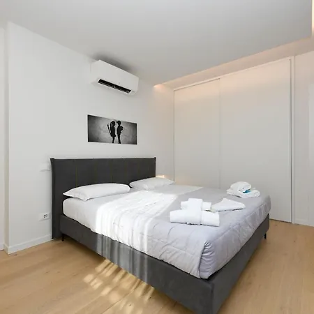 ヴィラ Mgh Luxury - Celeste *